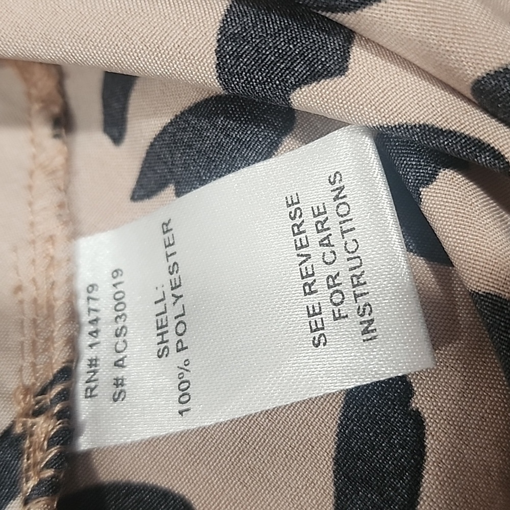 Vici Collection Emiliana Printed Midi Skirt, Ligh Weight. L - Picture 12 of 15